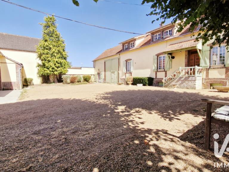 Vente Maison/villa 9 pièces — photo 1
