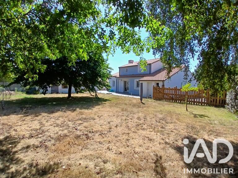 Vente Maison/villa 4 pièces — photo 1