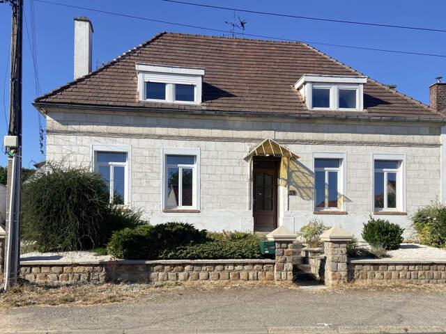 Maison en pierres blanches rénovée Secteur d'Agnez — photo du bien