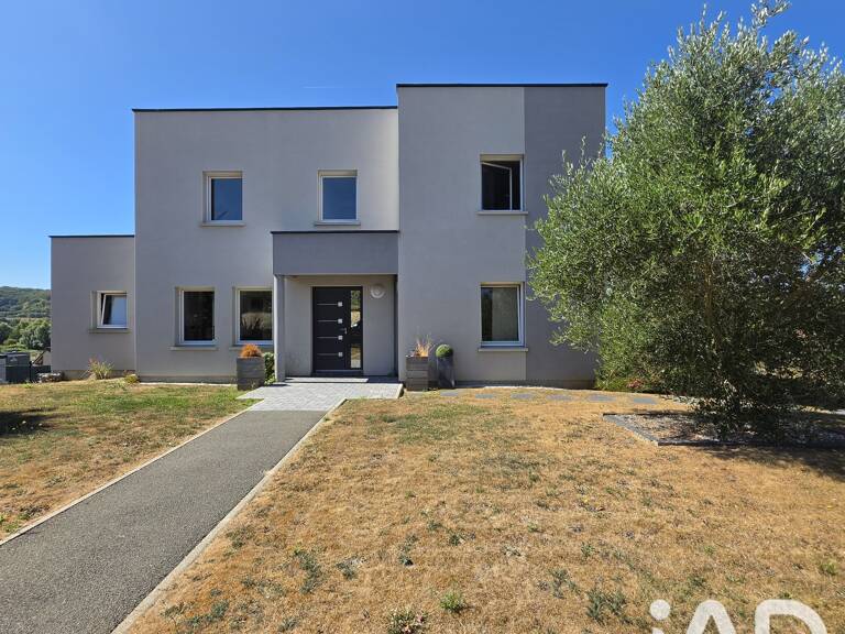 Vente Maison/villa 7 pièces — photo 1