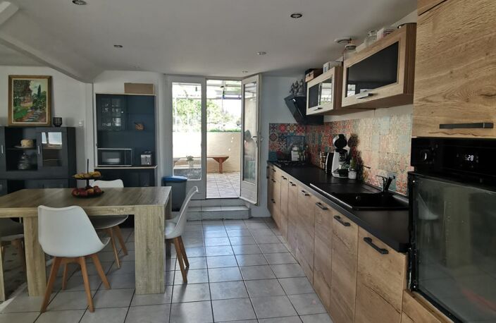 Vente Maison/villa 5 pièces — photo 2
