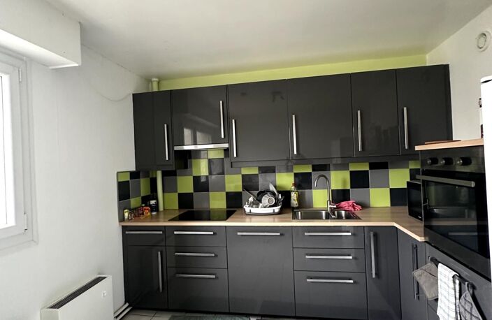 REIMS CENTRE - APPARTEMENT TYPE 5 - IDEAL INVESTISSEMENT LOCATIF — photo 4