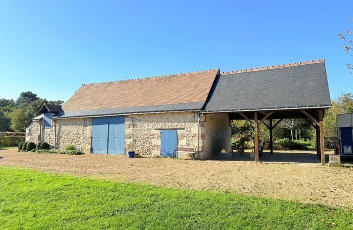 Propriété de plus de 21 hectares, forêts et prés, avec une sublime longère et dépendance — photo 4