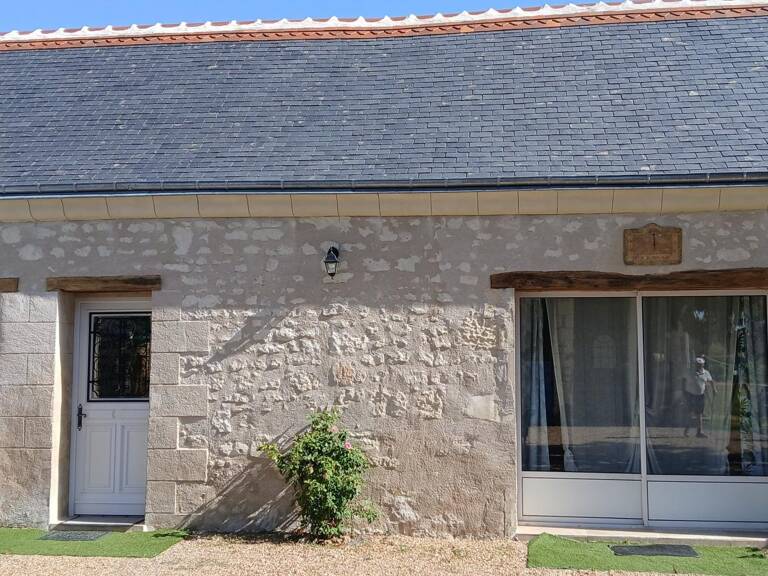 restigné 37140 maison restaurée avec combles aménageables — photo 1