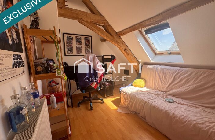 Maison familiale avec jardin à Parigné-l'évêque. — photo 3
