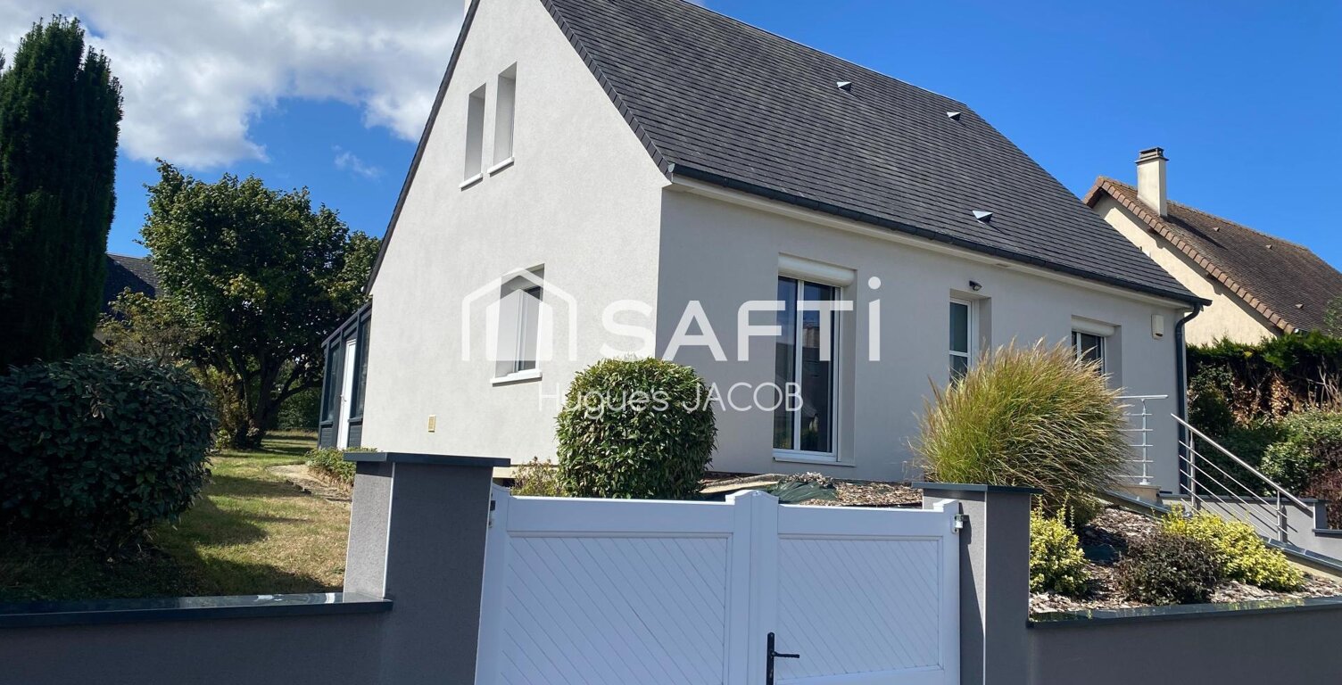 Proche toutes commodités maison avec 4 chambres, véranda et sous-sol — photo 1