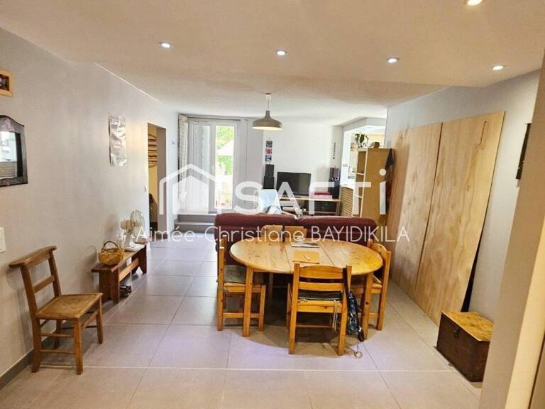 À Vendre  Appartement  82.45 m² Voiron  ( 38500 ) — photo 1