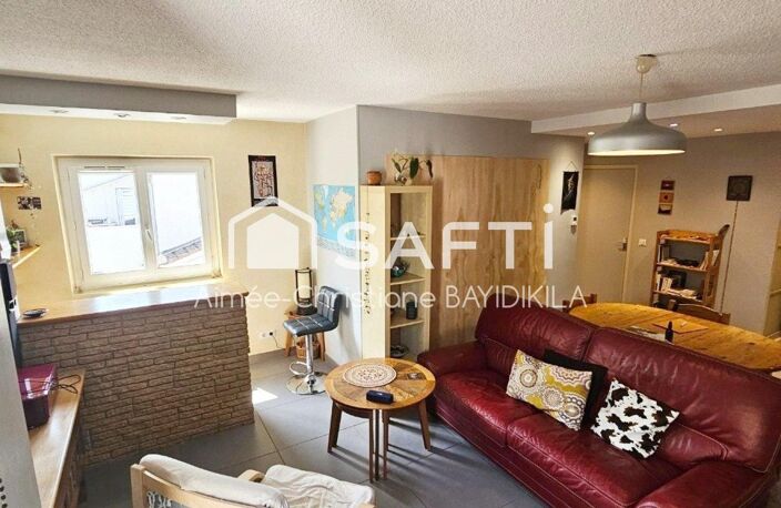 À Vendre  Appartement  82.45 m² Voiron  ( 38500 ) — photo 2