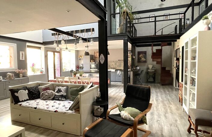 Loft industriel el lumineux T6 centre-ville — photo 5