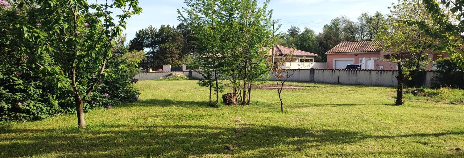 Terrain  1063 m² à vendre à Chatuzange-le-Goubet (26300)