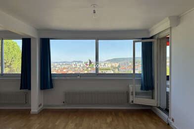 Appartement 3 pièces 900 €