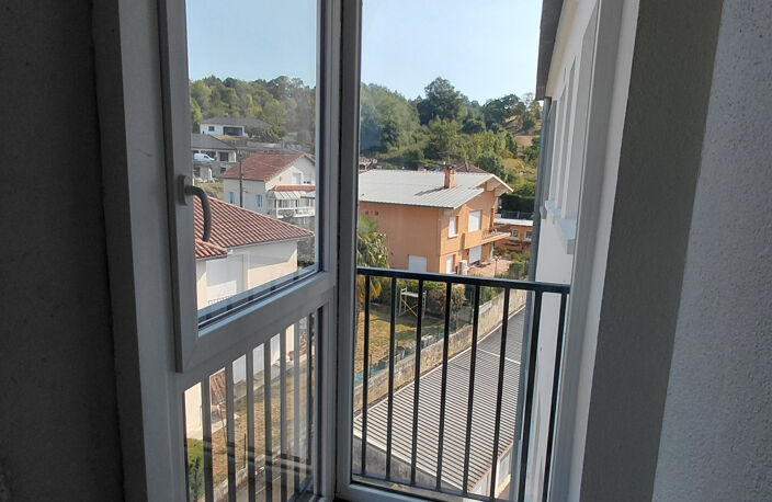 Appartement de type 4 de 71 m2 avec cave et garage — photo 5