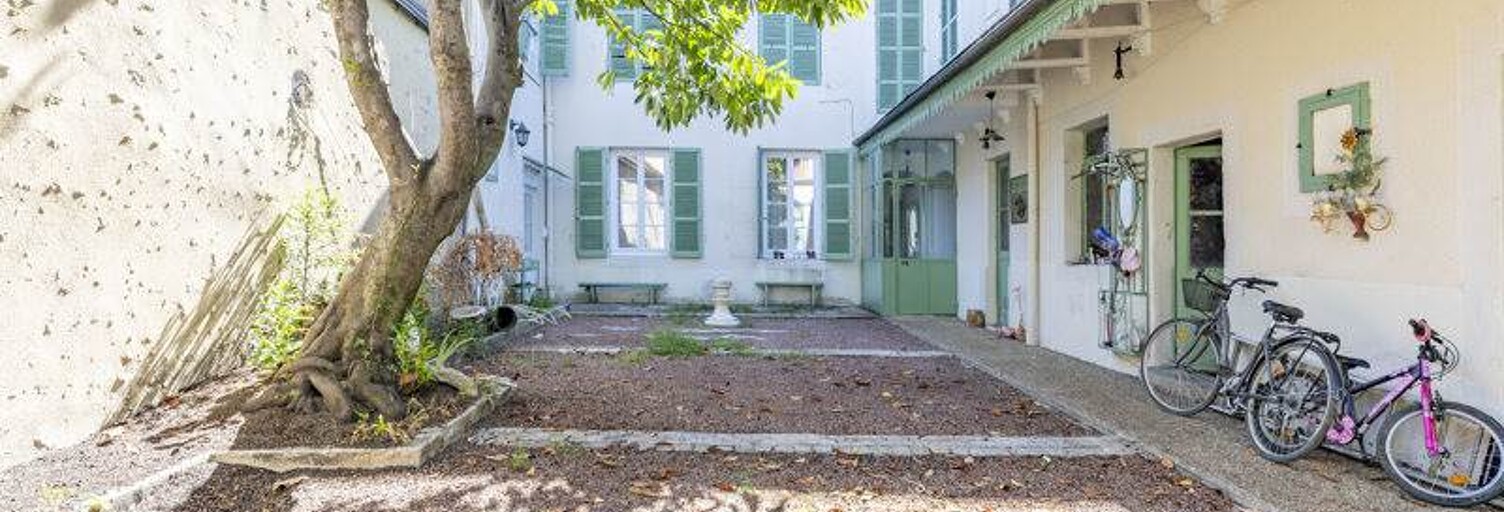 Maison 9 Pièces 293 m² à vendre à La Châtre (36400)