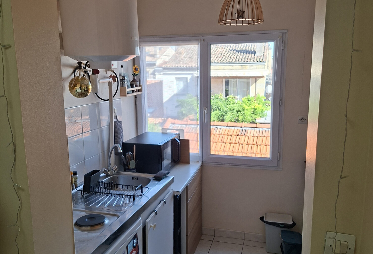 BORDEAUX BASTIDE -PROCHE PLACE CALIXTE CAMELLE - APPARTEMENT — photo 1