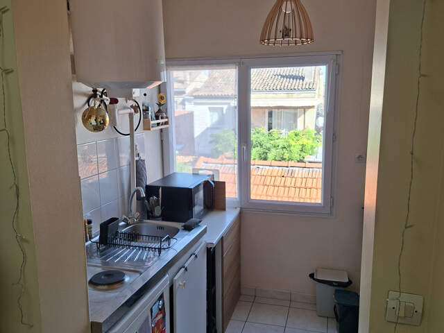 BORDEAUX BASTIDE -PROCHE PLACE CALIXTE CAMELLE - APPARTEMENT — photo du bien