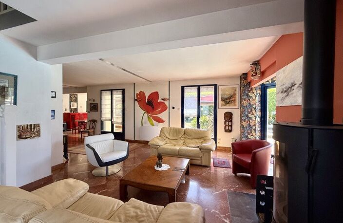 Contemporaine de 5 pièces principales — photo 4