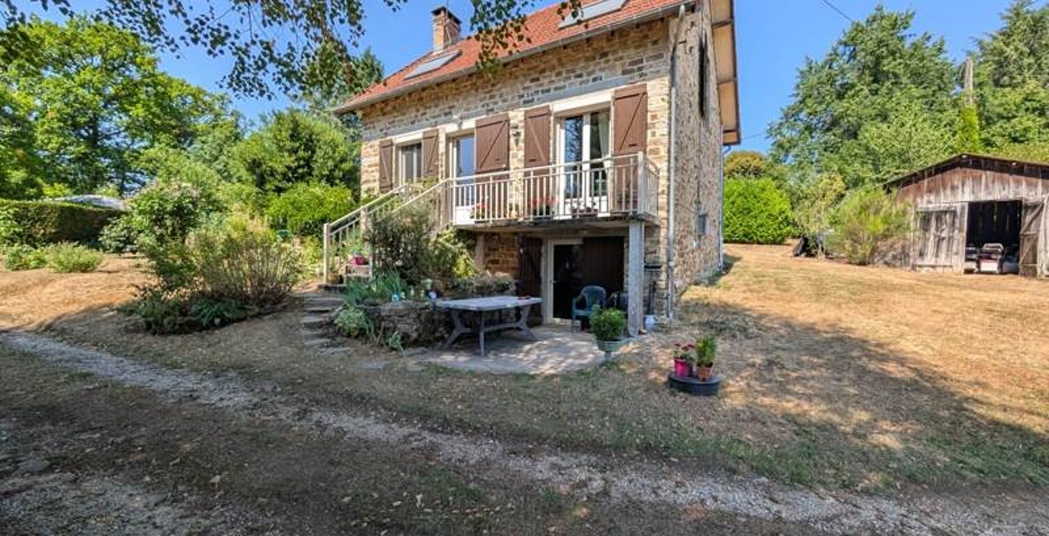 Maison en pierre de 5 pièces principales — photo 1