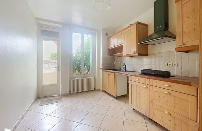 Maison de bourg de 4 pièces principales — photo 3