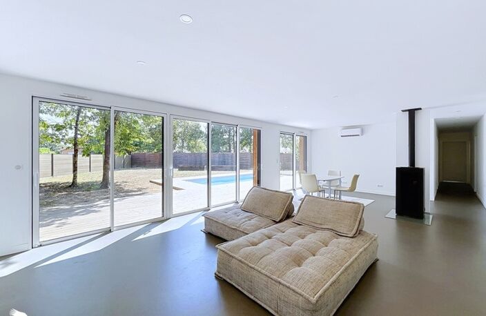 Vente maison 5 pièces 138 m² Mont-de-Marsan (40000) — photo 2