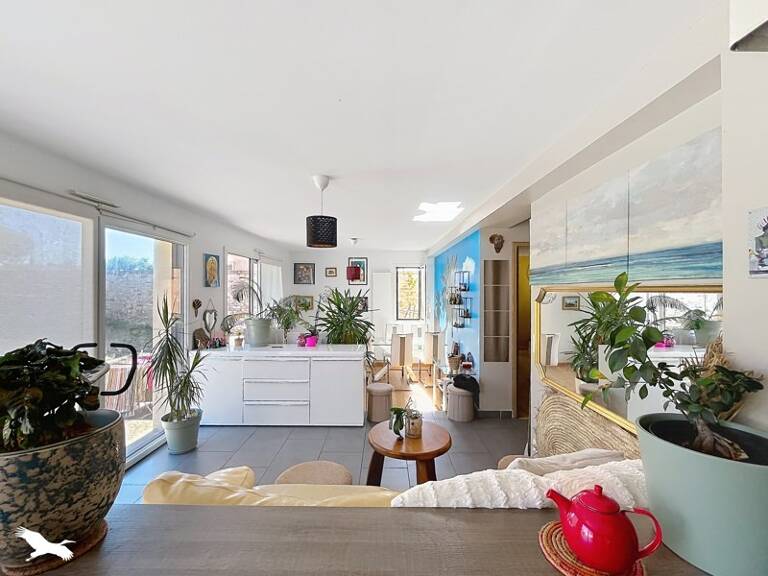 Contemporaine de 6 pièces principales — photo 1