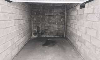 Garage   m² à vendre à Bordeaux (33800)