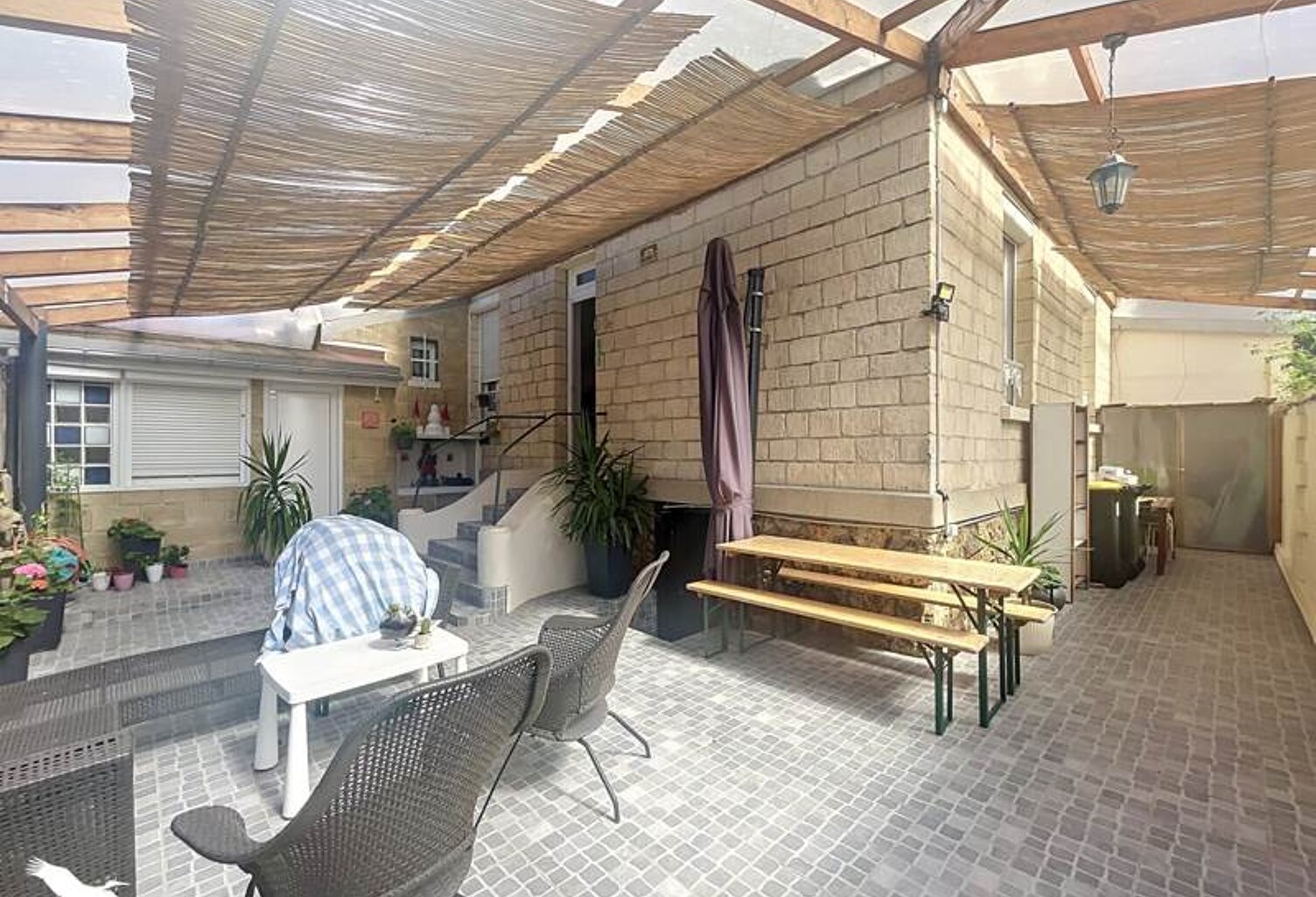 Maison de ville de 6 pièces principales — photo 1