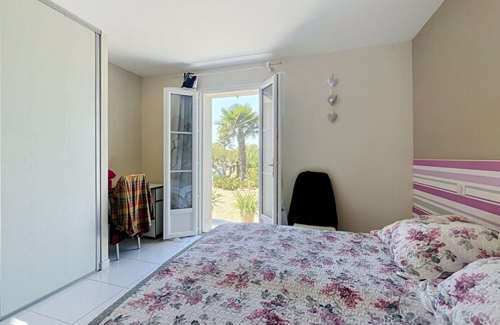 Vente maison 5 pièces 120 m² Saint-Denis-d'Oléron (17650) — photo 4