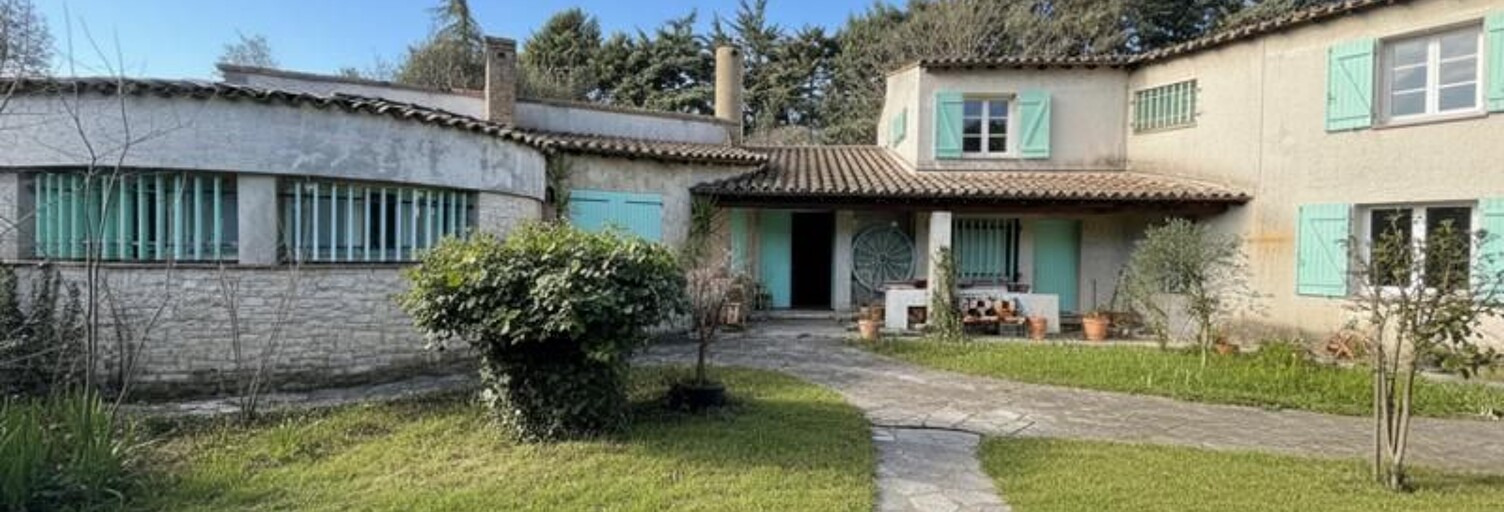 Maison 8 Pièces 230 m² à vendre à Caissargues (30132)