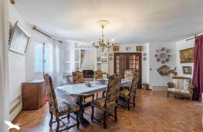 Villa de 8 pièces principales — photo 3