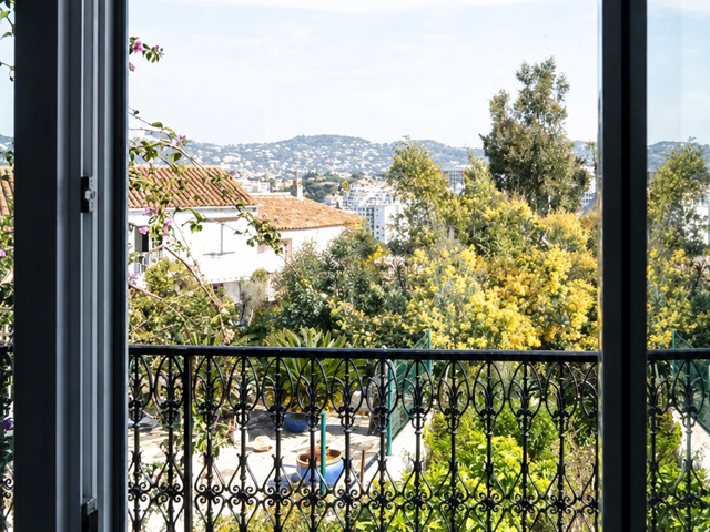 CANNES BAS CROIX DES GARDES VILLA T4 DE 100m2  JARDIN — photo du bien
