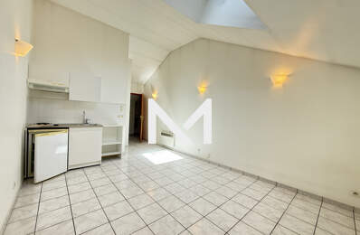 ILE VERTE - STUDIO DANS COPROPRIETE CALME — photo du bien