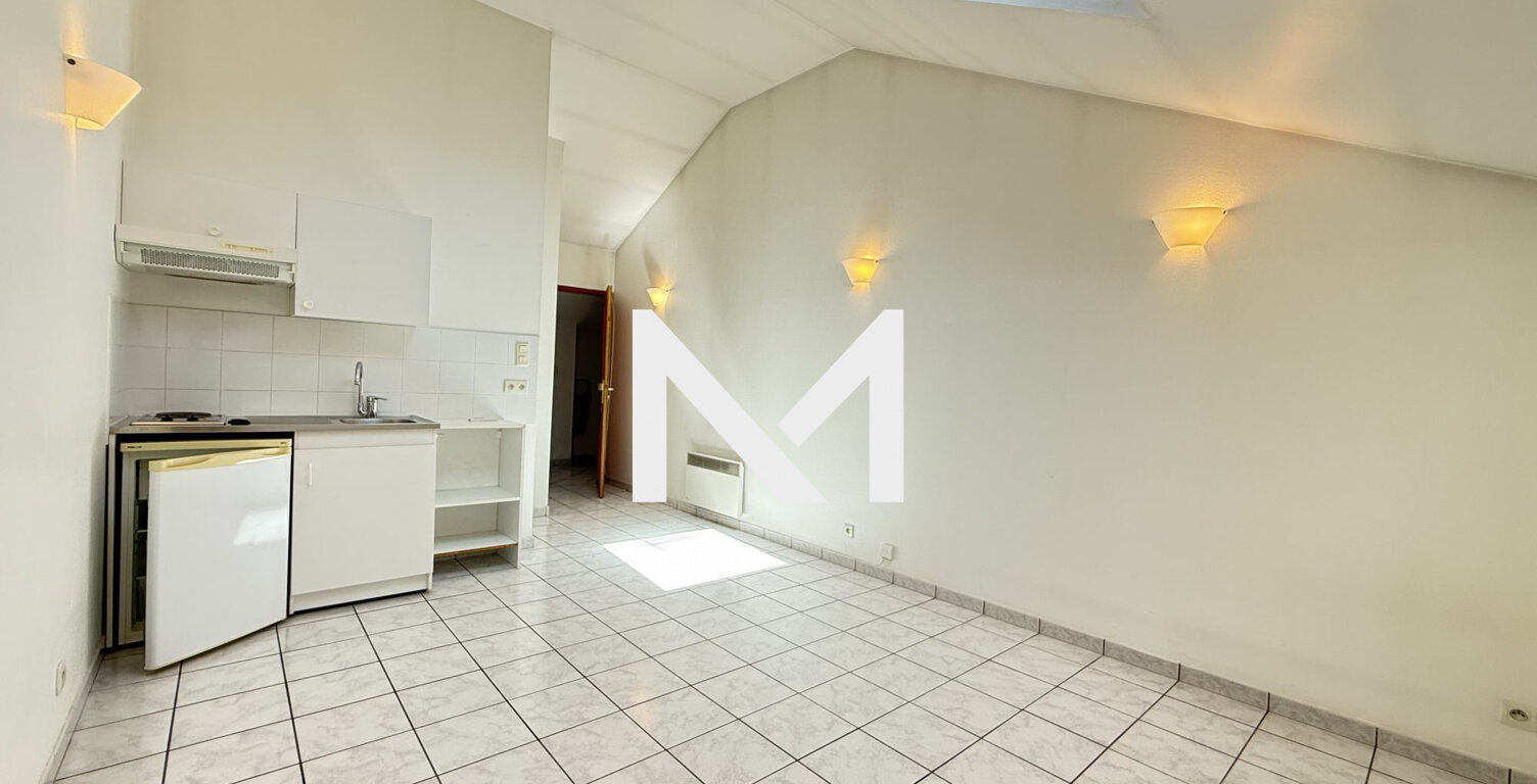 ILE VERTE - STUDIO DANS COPROPRIETE CALME — photo 1