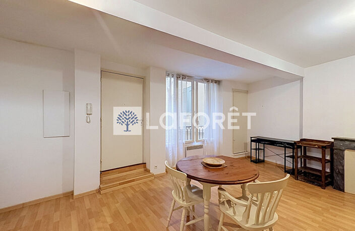 PERPIGNAN - Place République - Studio meublé de 39 m² — photo 4