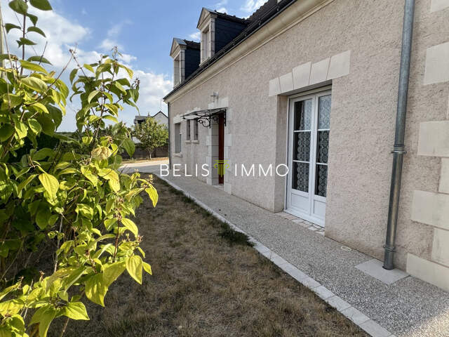 Belle maison familiale, grand terrain et dépendances — photo du bien