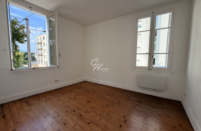 ST MARTIN D'HERES - T2 - IDEAL 1ER ACHAT — photo 3