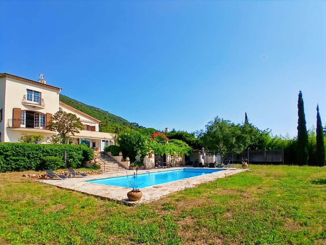 Photo Villa de 7 pièces Gattieres