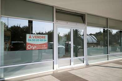 Local industriel  380000 €