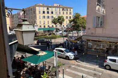 Appartement 2 pièces 804 €