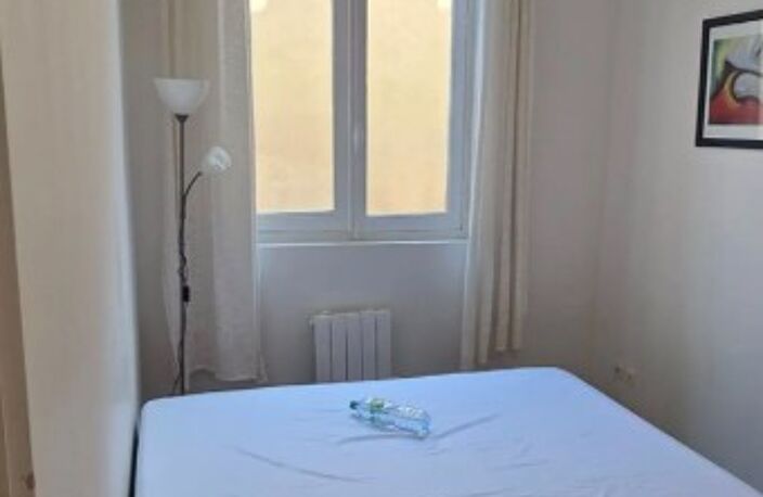 T2 — photo 2