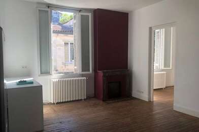 Appartement 3 pièces 1060 €