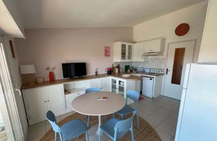 T2 — photo 2