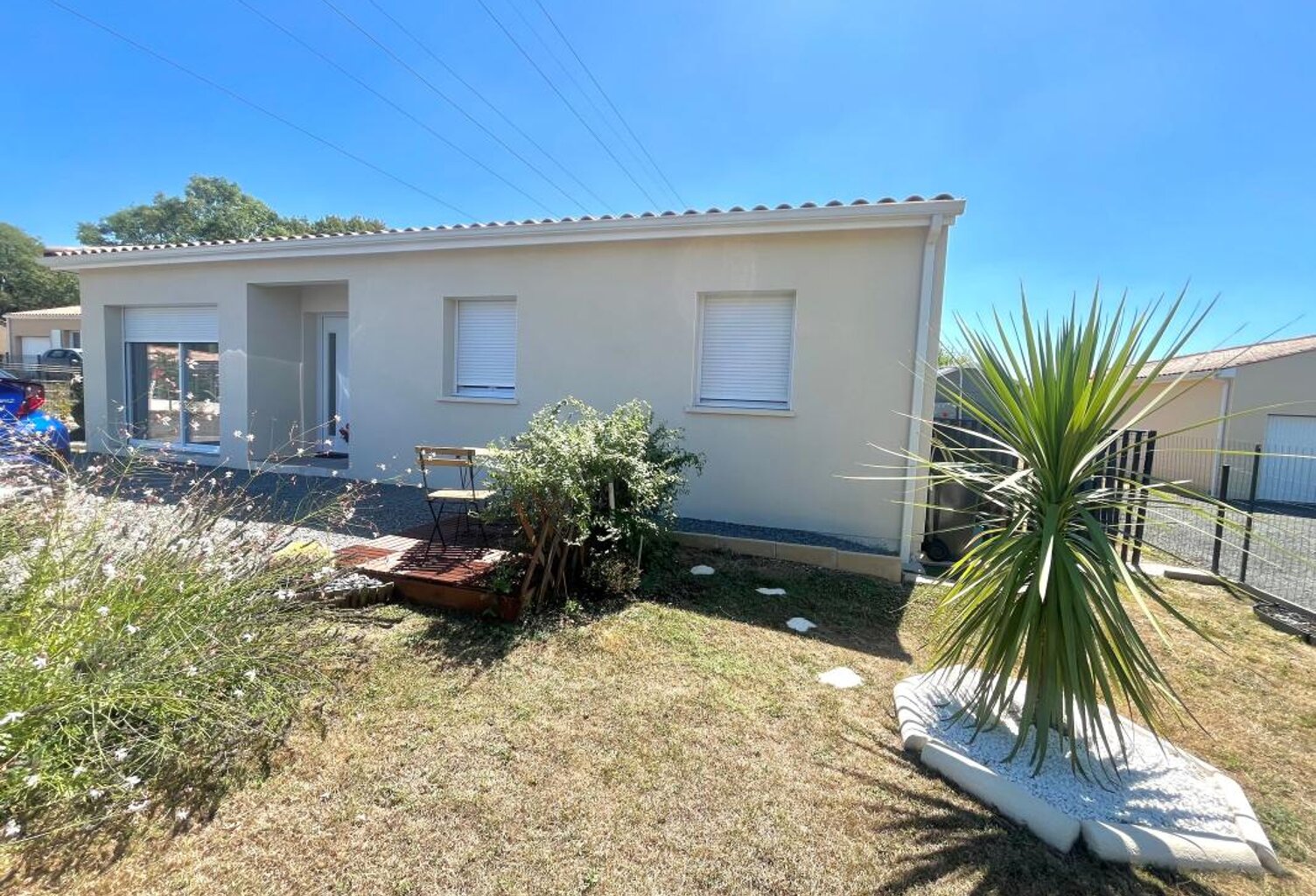 Maison 100 m² - Saintes — photo 1