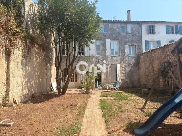 Local commercial Marennes Hiers Brouage — photo du bien