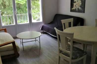 Appartement 3 pièces 988 €