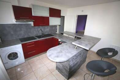 Appartement 3 pièces 790 €