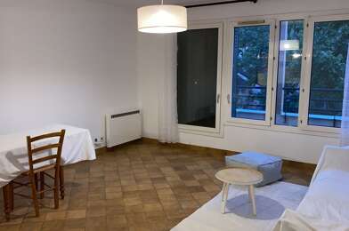 Appartement 3 pièces 2050 €