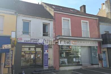 Immeuble  79000 €