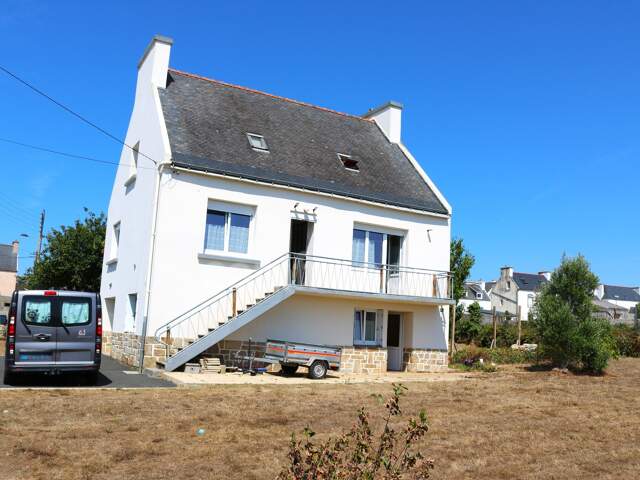 EXCLUSIVITE Maison à vendre 6 pièces PLOUHINEC (29) 4 chambres de 143 m2 sur un terrain de 1373 m2 — photo du bien