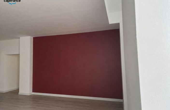ORTHEZ – APPARTEMENT T4 DE 83 M² – 3 CHAMBRES – REZ-DE-CHAUSSÉE – PARKING PRIVATIF — photo 4