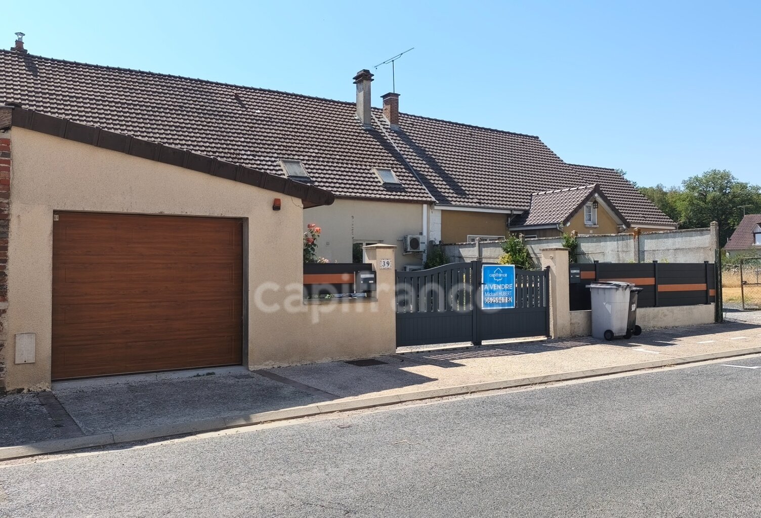 Ensemble immobilier VILLERS AUX BOIS (51130) — photo 1